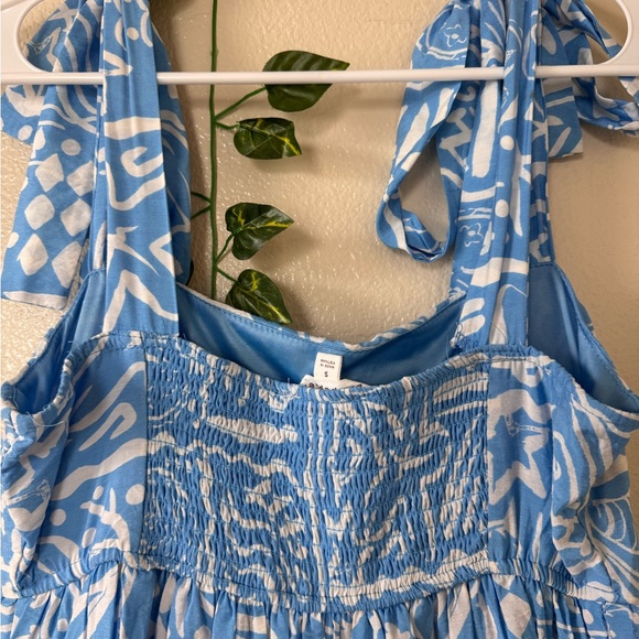 Blu Pepper | Patterned Sleeveless Maxi Dress - Picture 4 of 6